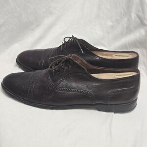 Mezlan Florence 10 men's leather cap-toe oxford dress shoes in a burgundy brown